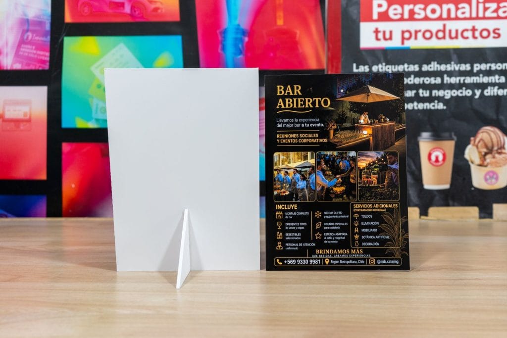 Display de sobremesa en PVC rígido para negocios
