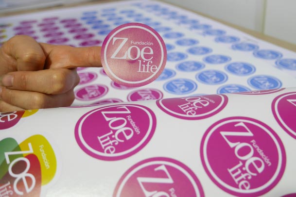 Stickers cuadrados personalizados para productos cajas y etiquetas informativas