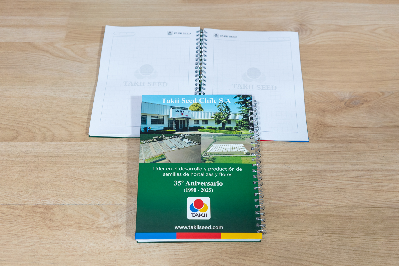 Producción corporativa de cuadernos personalizados