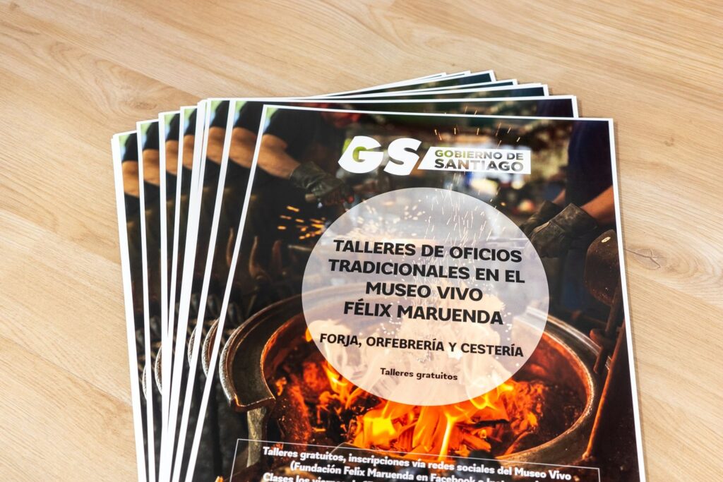 Impresión de Afiches Publicitarios en Papel Couché 300g baratos