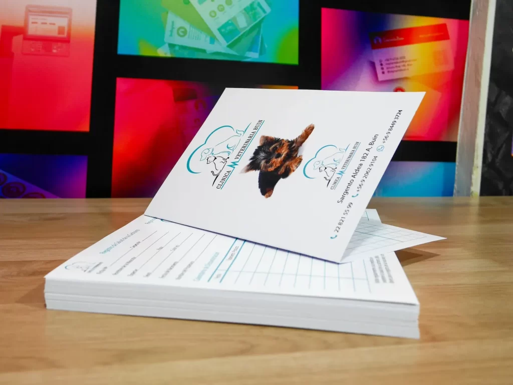 Carnets veterinarios impresos y plegados